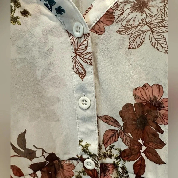 Torrid Ivory Floral Chiffon Hi-Lo Babydoll /Tunic ~ Lexie ~ Size 1 - Picture 5 of 7